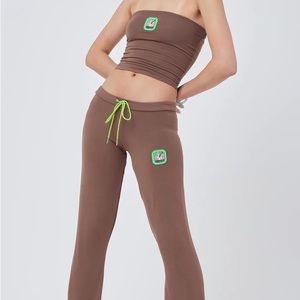 Omighty aloha coffee set tube stop and low rise pants